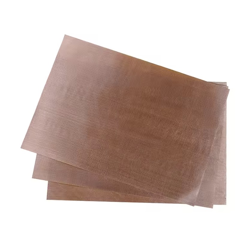 폴리이미드 필름으로 적층된 유리 천